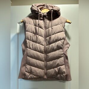 Love Tree Women's Hooded Puffer Vest